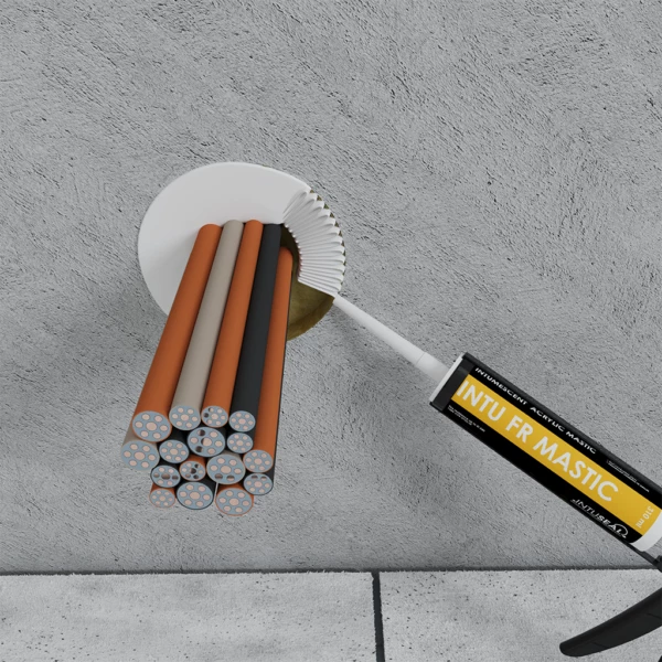 INTU FR MASTIC KIT WHITE 310ml